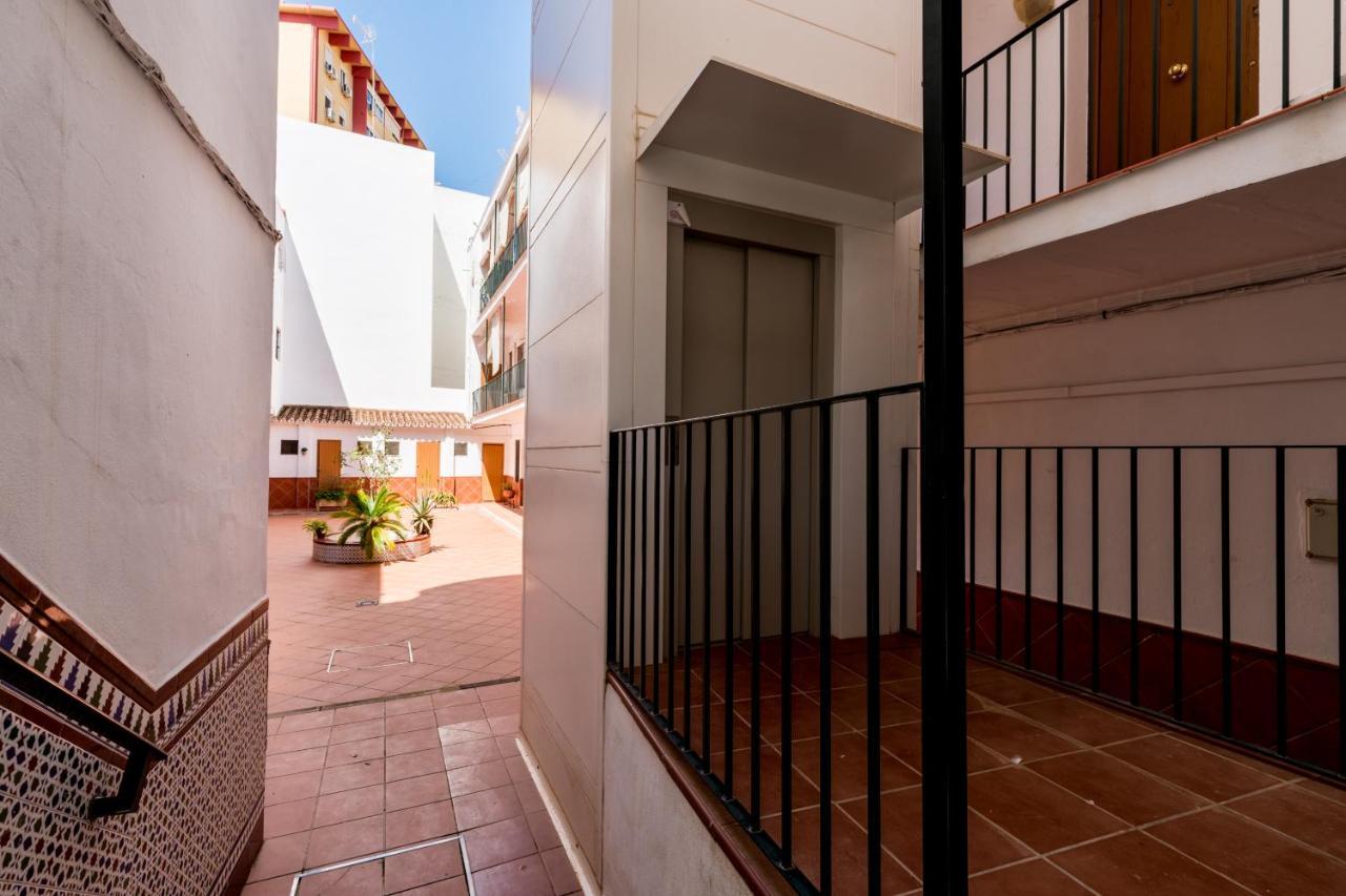 Apartmán Holi-Rent Salado Sevilla Exteriér fotografie