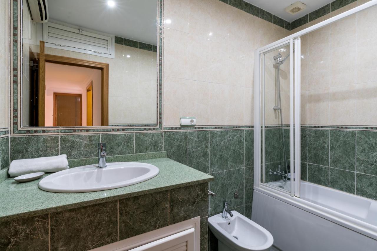 Apartmán Holi-Rent Salado Sevilla Exteriér fotografie